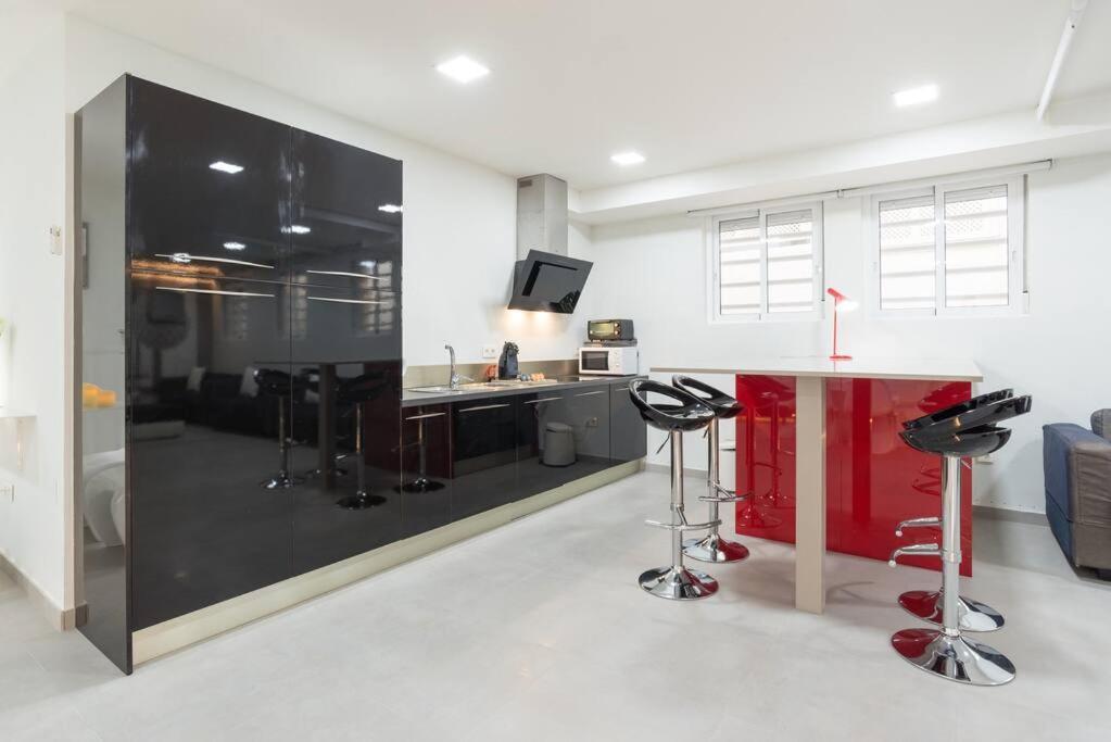 Incredible Luxury Location In Puerto Banus Beach For Families 马尔韦利亚 外观 照片