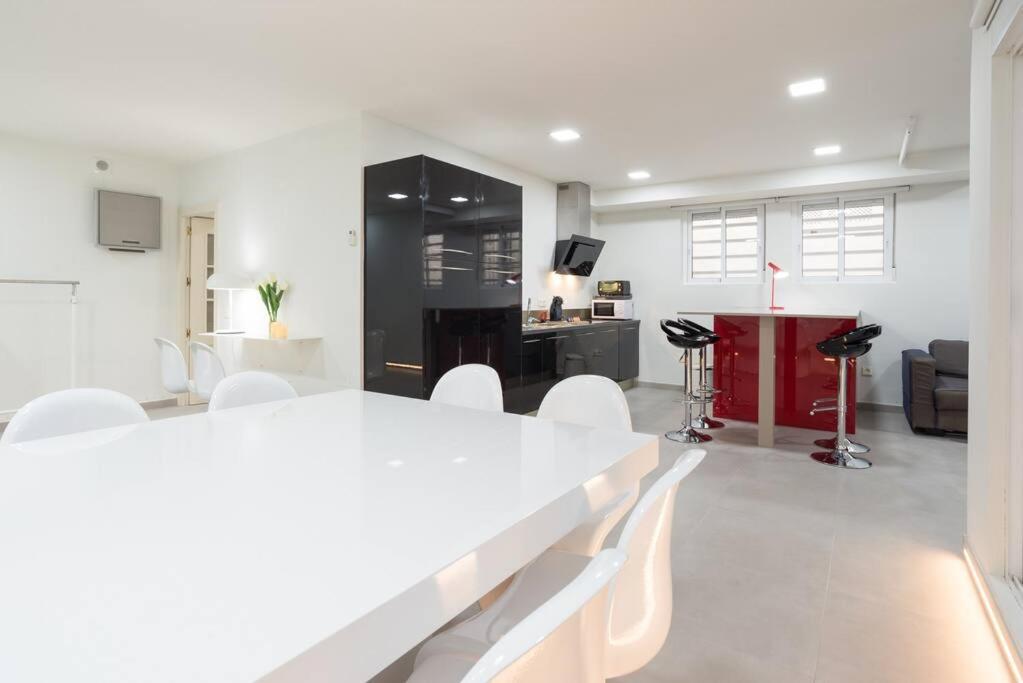 Incredible Luxury Location In Puerto Banus Beach For Families 马尔韦利亚 外观 照片