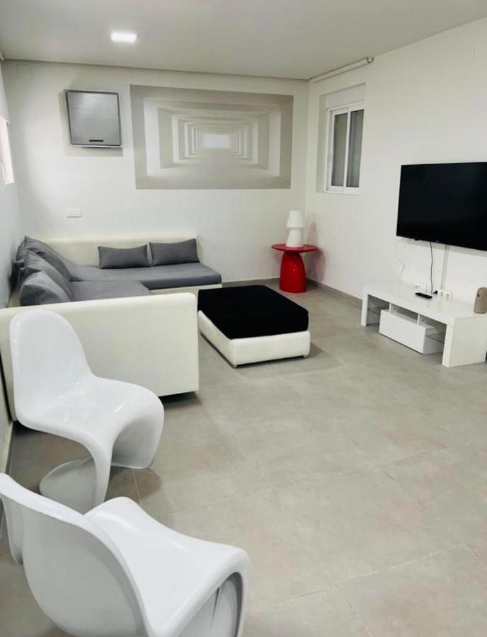 Incredible Luxury Location In Puerto Banus Beach For Families 马尔韦利亚 外观 照片